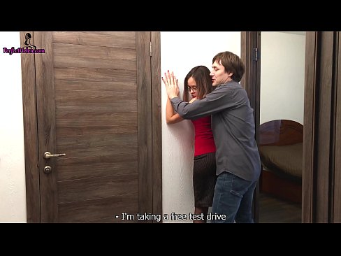 ❤️ सेक्सी रियाल्टार कामुक रूप से उसकी बिल्ली को झटका देता है और उसके अपार्टमेंट को बेचते समय fucks - क्रेम्पाई ❌ गुणवत्ता अश्लील हम पर